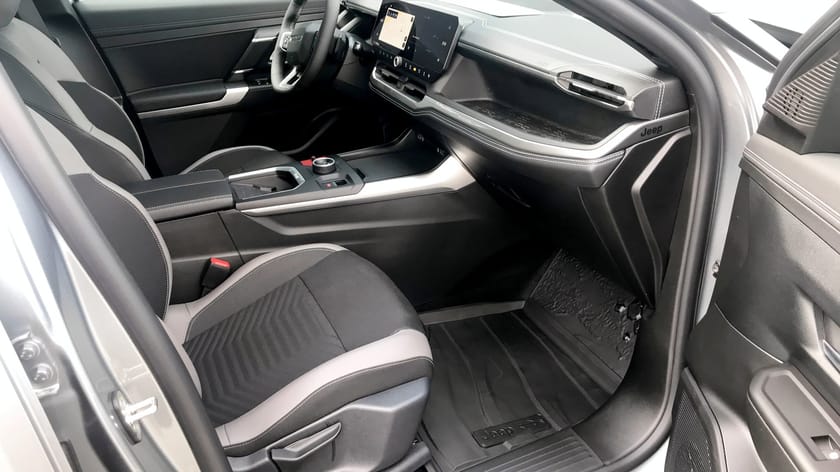Bild 3 av Jeep Compass e-Hybrid Altitude Convinience