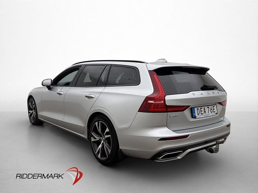 Bild 5 av Volvo V60 B4 R-Design Värmare Pano H/K 360° Drag Head-Up