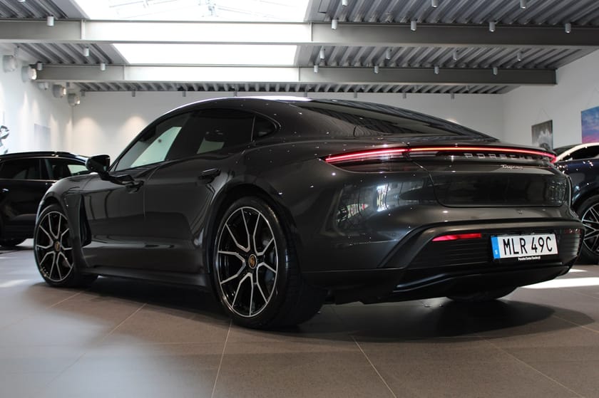 Bild 2 av Porsche Taycan 