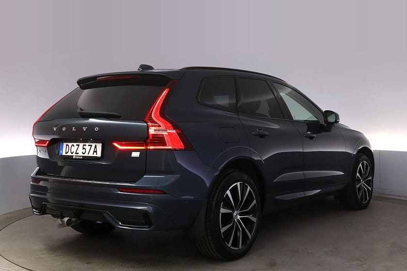 Bild 5 av Volvo XC60 Re T8 AWD Ultimate Dark Drag Pano HK BLIS HUD 360