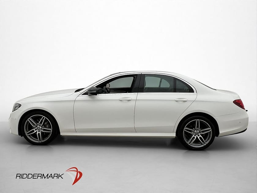 Bild 4 av Mercedes-Benz E 220 d 4MATIC E220d AMG Line Pano Burmester Kamera