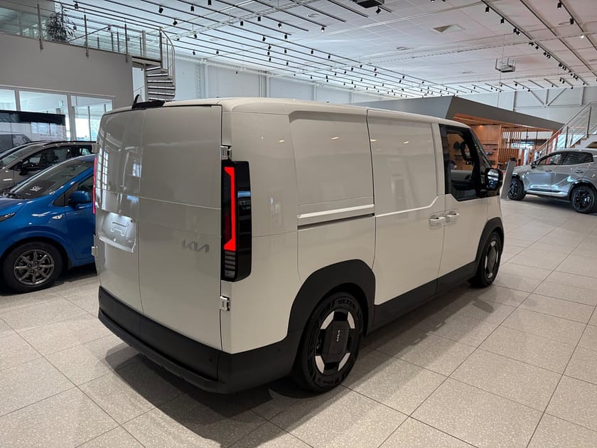 Bild 3 av Kia PV5 Cargo Plus Pro 4DR L2H1 Long Range Omgående Leverans