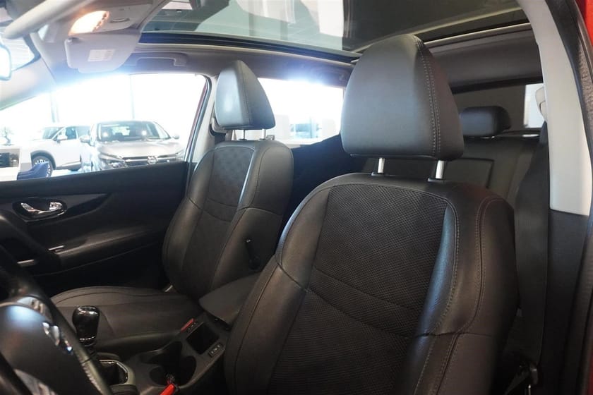 Bild 5 av Nissan Qashqai 1.2 DIG-T Pano 360° Tekna Led-Ramp