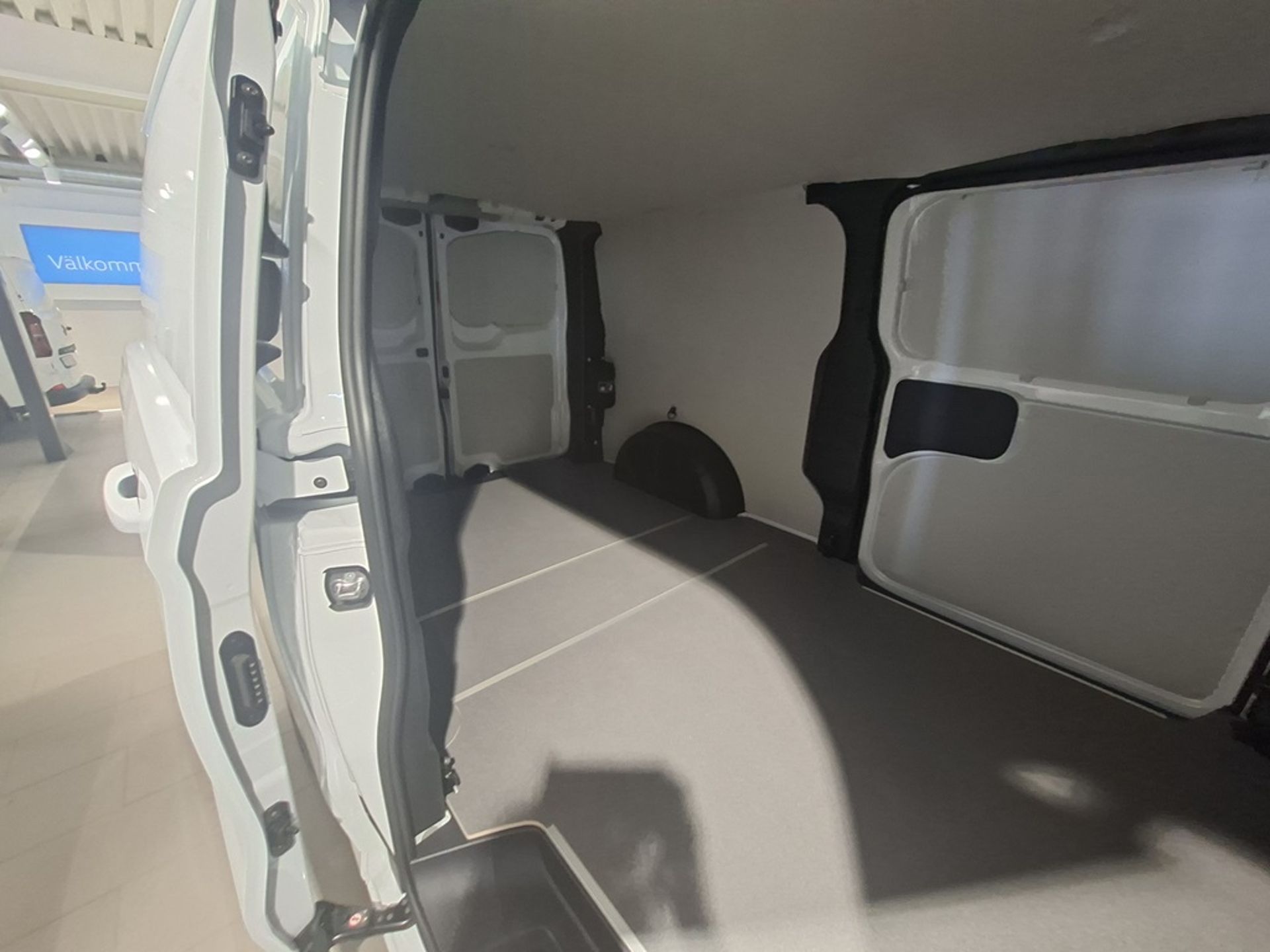 Volkswagen Transporter 2026, bild 6/6