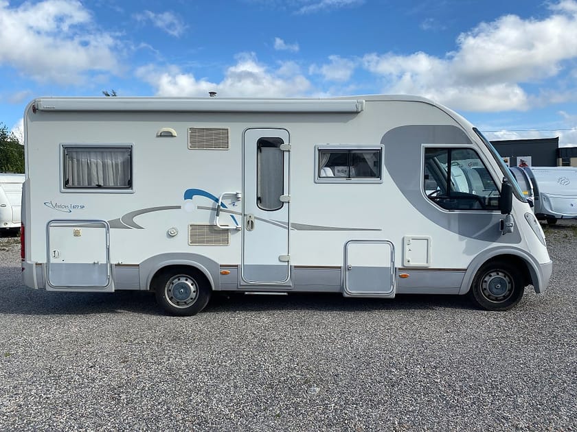 Bild 2 av Adria Mobil Campervan Renault Vision 677 SP