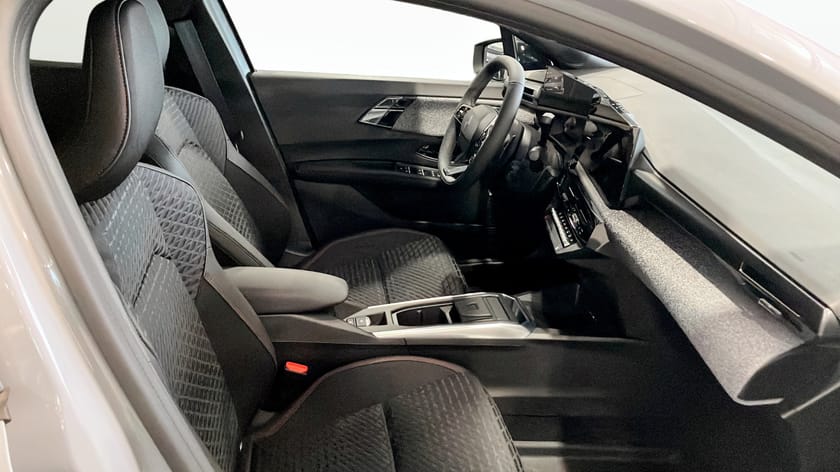Bild 3 av Renault Clio TECHNO TCE 115 EDC DEMO