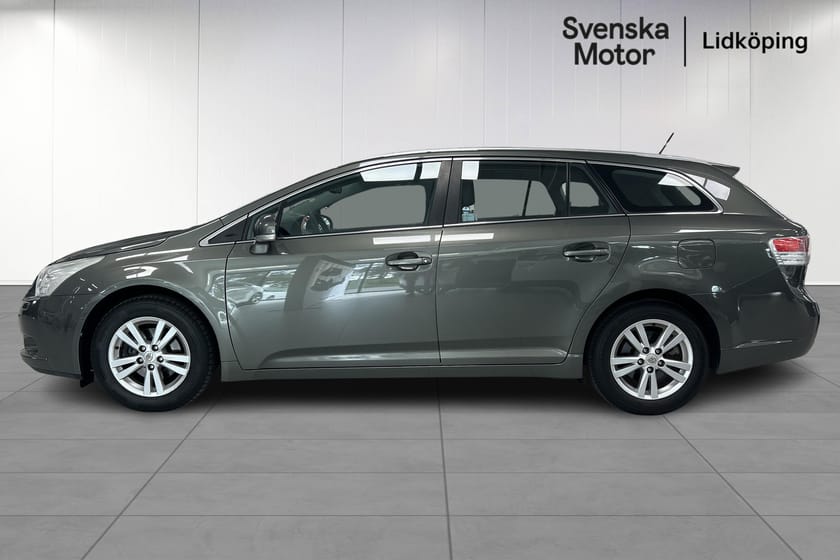 Bild 3 av Toyota Avensis Kombi 1.8 Valvematic Manuell Business I Drag I Nyservad I Nybesiktad