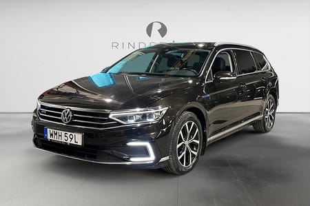 Volkswagen Passat Sportscombi GTE SC 1.4 TSI 218 HK DSG DRAG B-VÄRM COCKPIT NAVI PDC