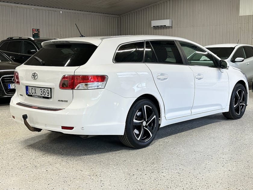 Bild 5 av Toyota Avensis Kombi 2.0 Multidrive S Premium Euro 5 Nyservad Nybess