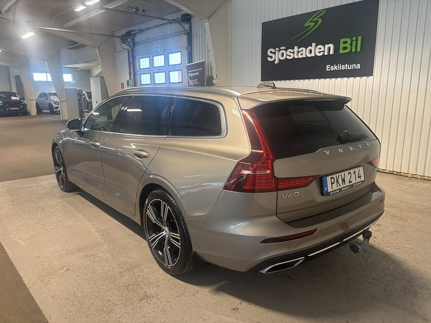 Bild 3 av Volvo V60 D4 Geartronic Inscription Pano/360kam/Navi/Värmare/Drag