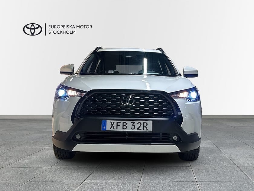 Bild 5 av Toyota Corolla Cross Hybrid AWD-i 2,0 ACTIVE PLUS VINTERHJUL P-SENSORER
