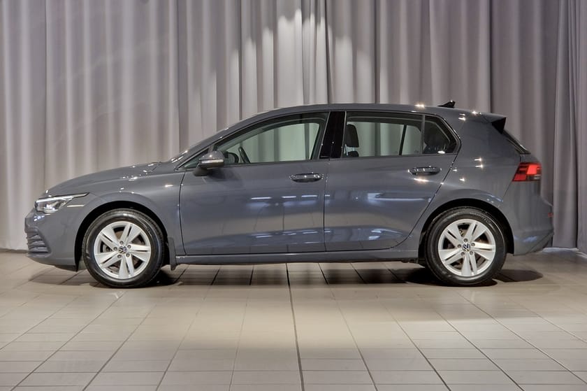 Bild 2 av Volkswagen Golf | Drag | Navi | Backkamera | Adaptiv farthållare
