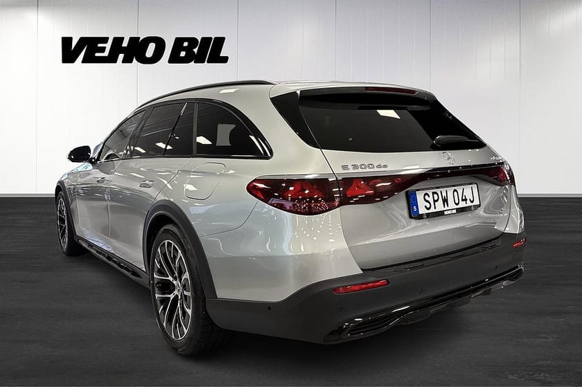 Bild 4 av Mercedes-Benz E 300 de 4MATIC All-Terrain T de All-Terrain, Drag, Burmester, 360