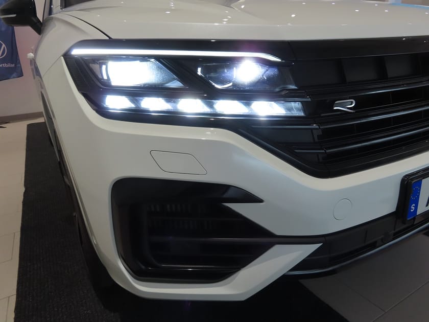 Bild 4 av Volkswagen Touareg R eHybrid 3.0 TSI E-HYBRID 462 HK MKT Utr.