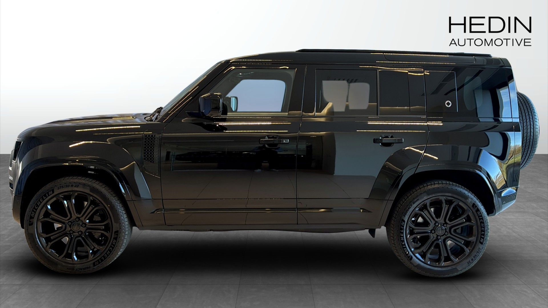 Land Rover Defender 110 P635 OCTA Black 2026, bild 6/19