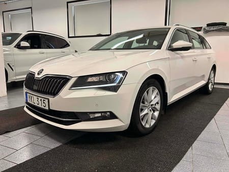 Škoda Superb Kombi Skoda 2.0 TDI 4x4 190 hk DSG SCR Style Euro 6 MOMS