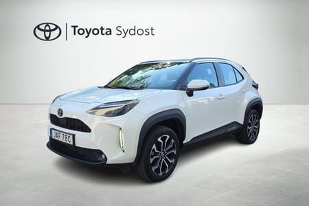 Toyota Yaris Cross Hybrid P sensorer fram och bak, rattvärme, backkamera, adaptiv farthållare mm