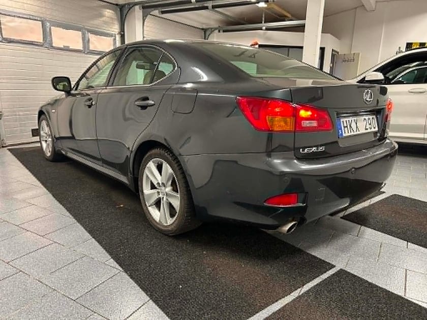 Bild 4 av Lexus IS 250 2.5 V6 208 hk Automat Läder 45500 kr