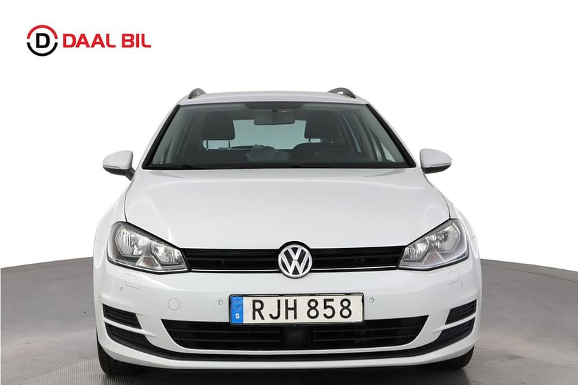 Bild 2 av Volkswagen Golf Sportscombi SC 1.6 TDI 110HK DRAG B-KAM NAVI ACC APP-CONNECT