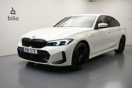 BMW 330e xDrive Sedan M Sport | Drag | Harman Kardon | Connected Pro | Widescreen | 19"