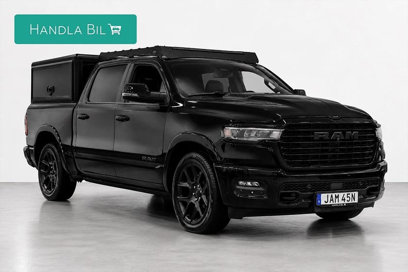 Bild 4 av RAM 1500 Crew Cab 3.0 Hurricane 4x4 Släde Kåpa Pano Luft H/K Moms