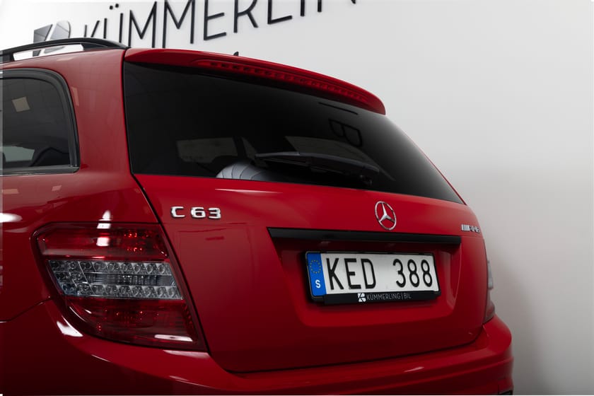 Bild 4 av Mercedes-Benz C 63 AMG T 7G-Tronic 457hk H&K/Navi/Svensåld/Glastak