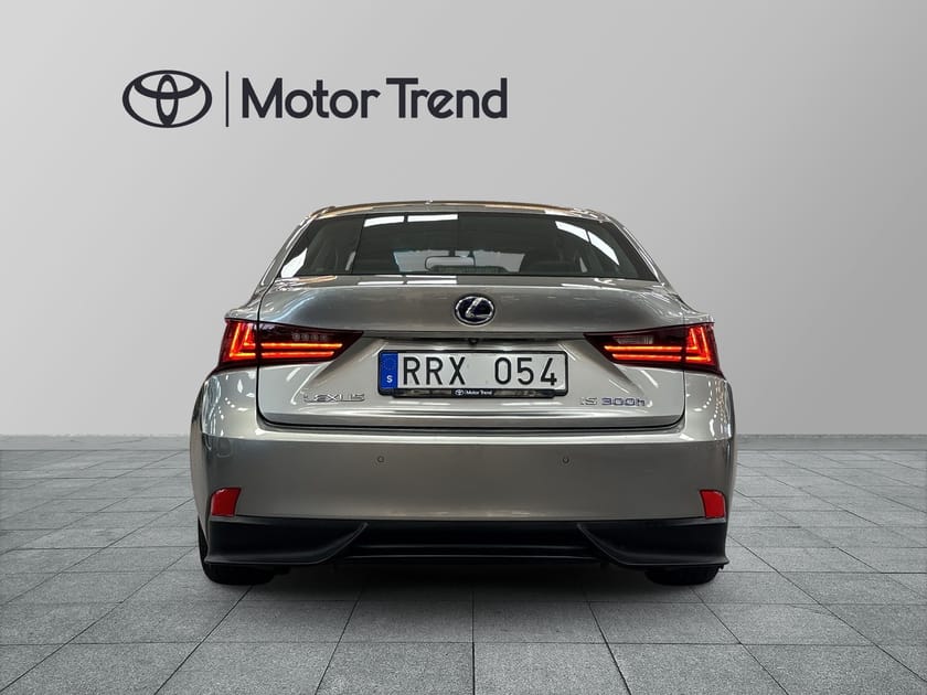 Bild 4 av Lexus IS 300h IS300H Comfort Premium S+V-hjul