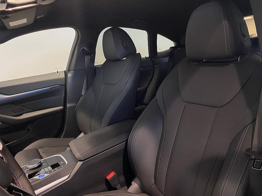 Bild 3 av BMW i4 M60 xDrive Gran Coupé Rattvärme H/K Drag