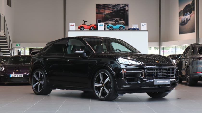 Bild 1 av Porsche Cayenne E-Hybrid Coupé 470hk Sportavgassystem/Carbon interiörpaket