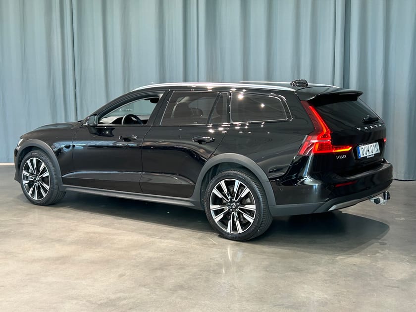 Bild 4 av Volvo V60 Cross Country B4 AWD Diesel Plus *V-HJUL*