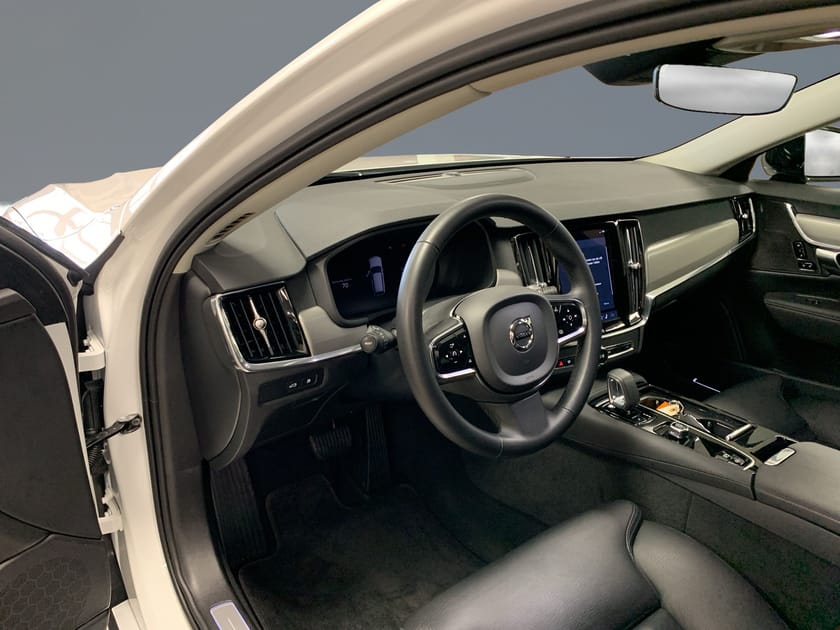Bild 5 av Volvo V90 Recharge T6 AWD Plus Dark//360-kamera//Drag//