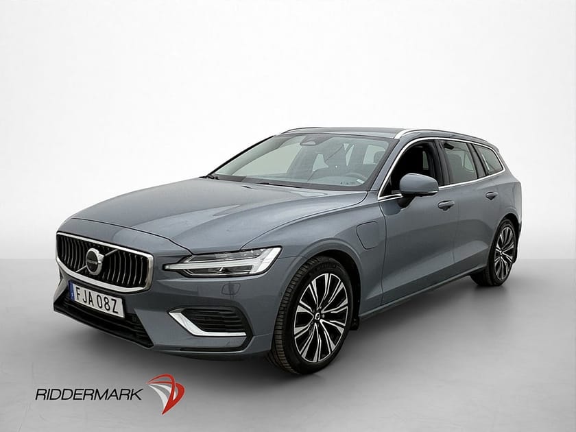 Bild 1 av Volvo V60 Recharge T6 AWD 350hk MOMS 360° Värm Drag CarPlay