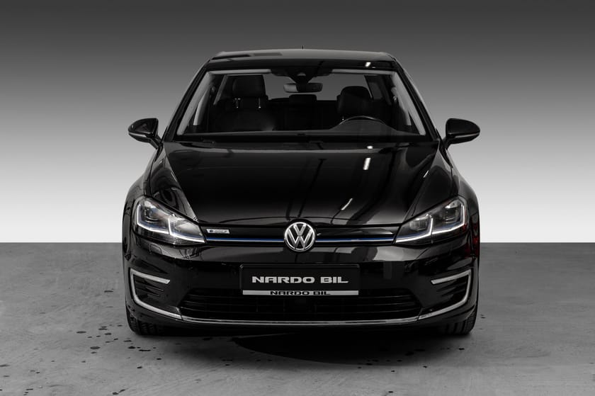 Bilde 3 av Volkswagen e-Golf 300km Exclusive/Skinn/Keyless/ActiveDispay/LED