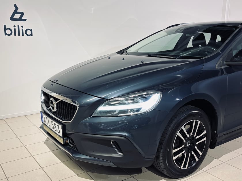 Bild 4 av Volvo V40 Cross Country D2 Business Advanced | Klimatpaket | Parkeringssensor bak