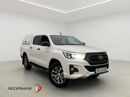 Toyota Hilux Dubbelhytt Invincible 2.4 AWD M/K-Värmare Drag Skinn Moms