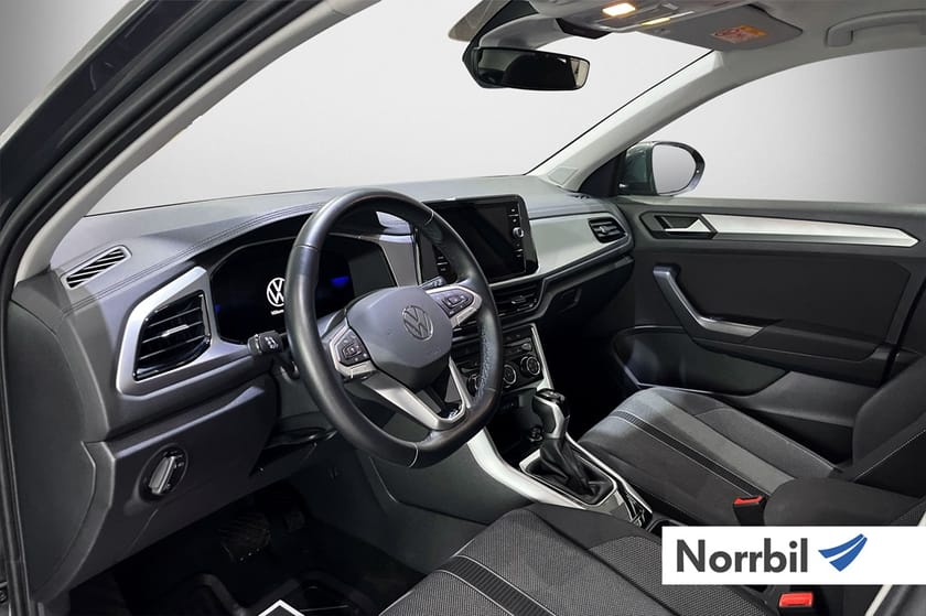 Bild 4 av Volkswagen T-Roc 1,5 TSI 150 DSG Backkamera lågmilare