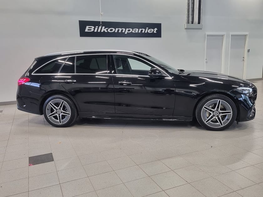 Bild 2 av Mercedes-Benz C 300 T de 4MATIC 9G-Tronic AMG Line Euro 6