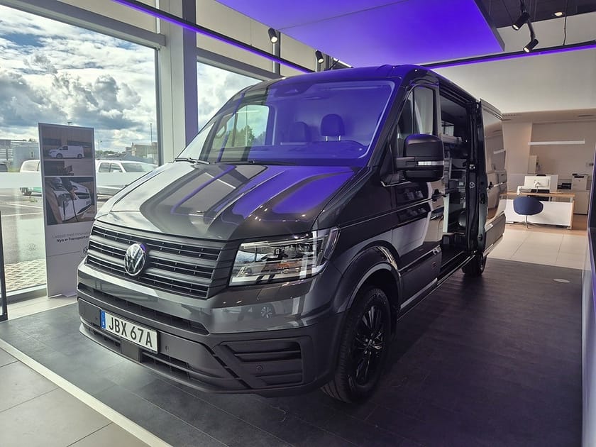 Bild 1 av Volkswagen Crafter Skåp kort hjulbas 35 Möller Editition Inredning