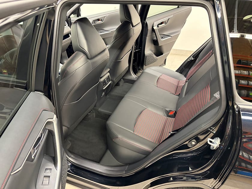 Bild 5 av Suzuki Across Plug-in Hybrid 2.5 E-FOUR E-CVT Inclusive Euro 6 Krok