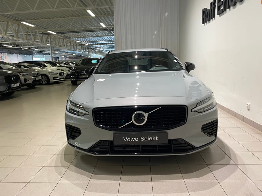 Bild 3 av Volvo V60 T6 Plus Dark Edition