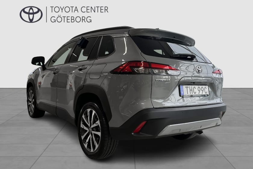 Bild 3 av Toyota Corolla Cross Hybrid 1,8 STYLE PLUSPAKET//VINTERHJUL INGÅR