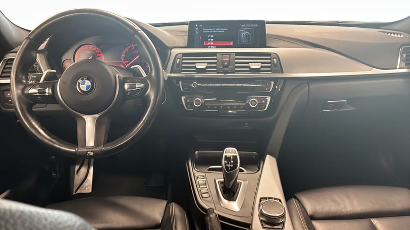 Bild 4 av BMW 330i xDrive Touring M Sport Panorama Head Up 270° Kamera H/K