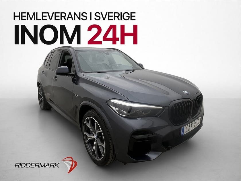 Bild 3 av BMW X5 xDrive45e iPerformance M Sport Pano B-Kamera Luftfjädring Drag