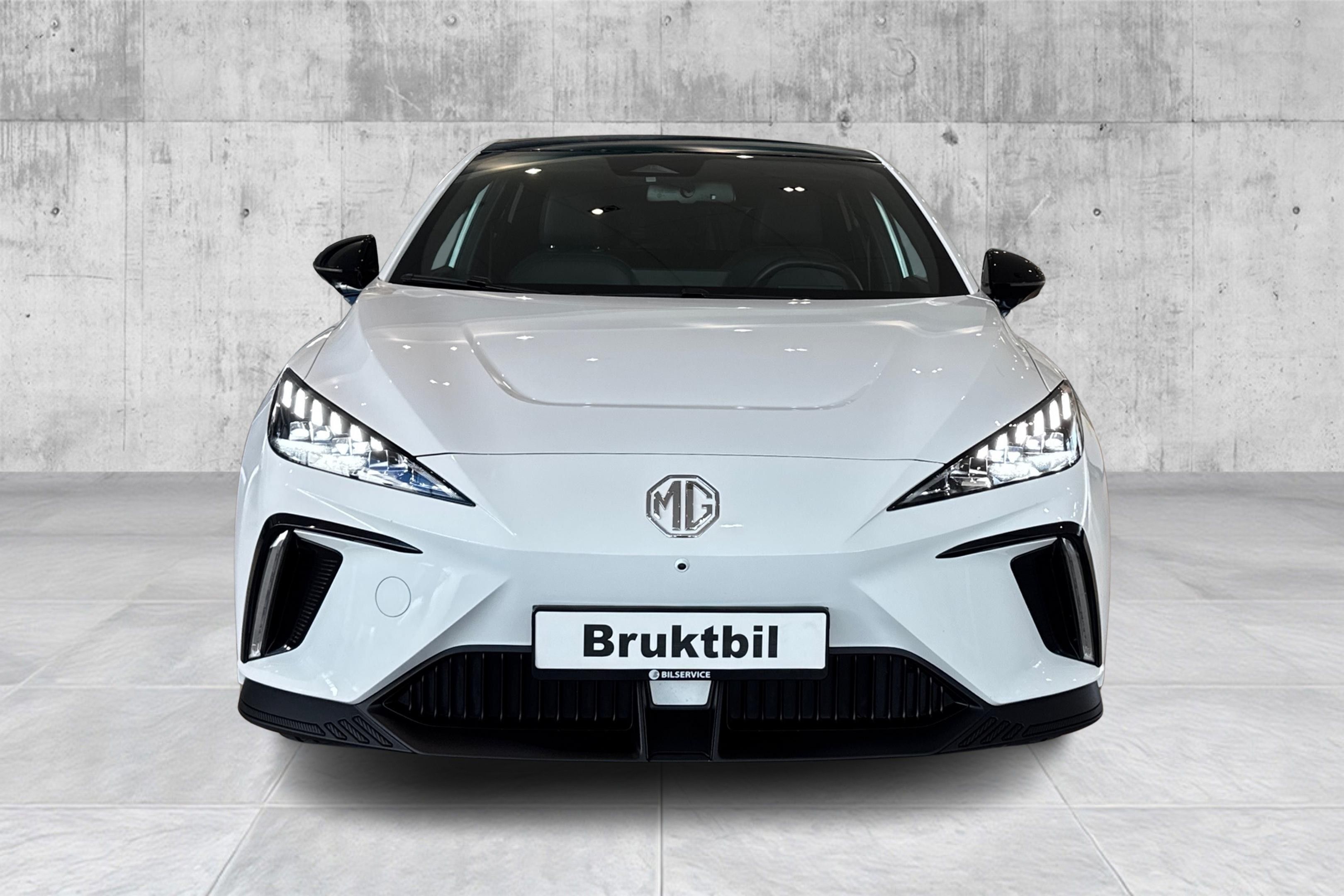 MG 4 Electric Long Range 64 kWh, 204hp, 2022