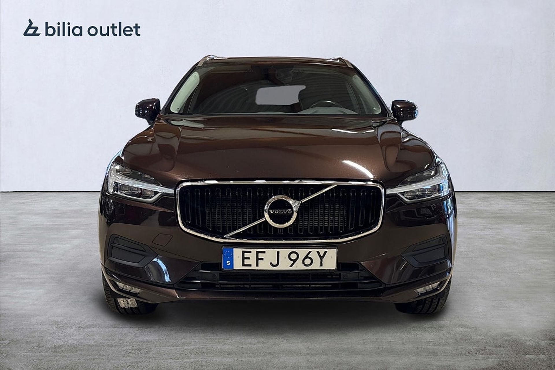 Volvo XC60 T5 AWD Momentum Adv SE 2019, photo 3/10