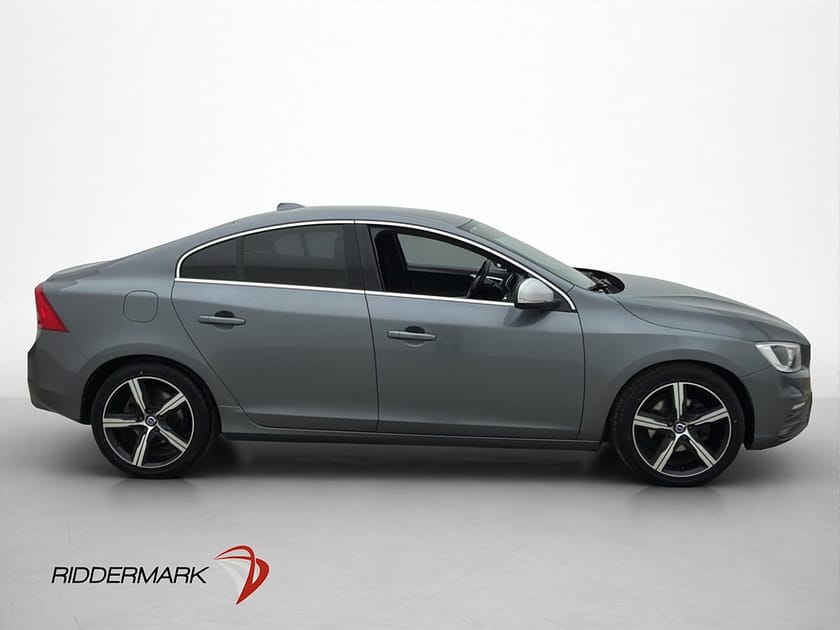 Bild 4 av Volvo S60 T3 152hk R-Design VOC Värmare Nyservad Nybes
