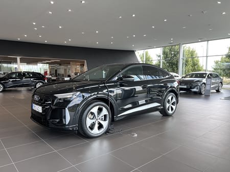 Audi Q4 e-tron quattro 220kW