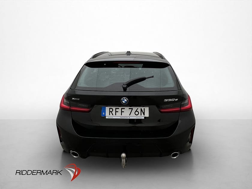 Bild 5 av BMW 330e xDrive Touring M-Sport Wide Skinn Dragkrok CarPlay