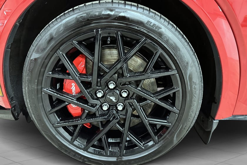 Bilde 4 av Ford Mustang Mach-E GT GT, Panoarama, 360, El.seter, ACC, 487HK