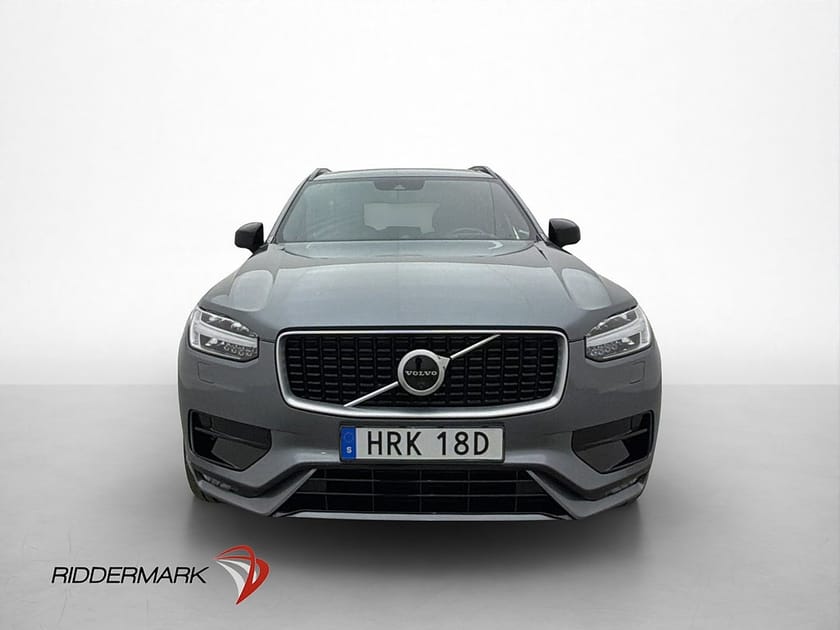 Bild 2 av Volvo XC90 B5 AWD R-Design 7-sits Pano B&W 360° D-Värm Drag